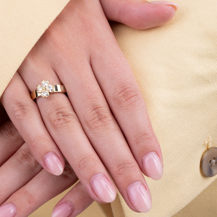 Melano Twisted Heart Clover Stein