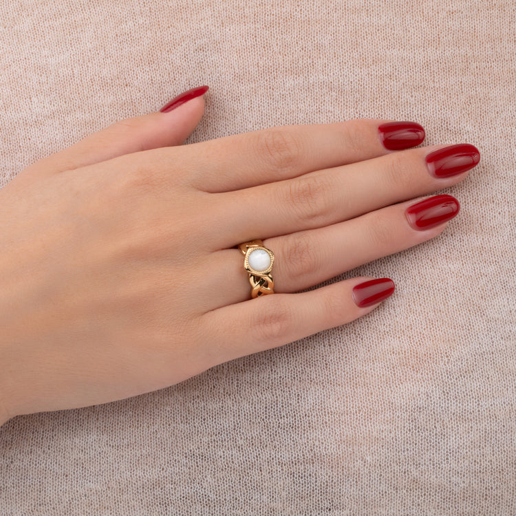 Melano Vivid Visa Ring