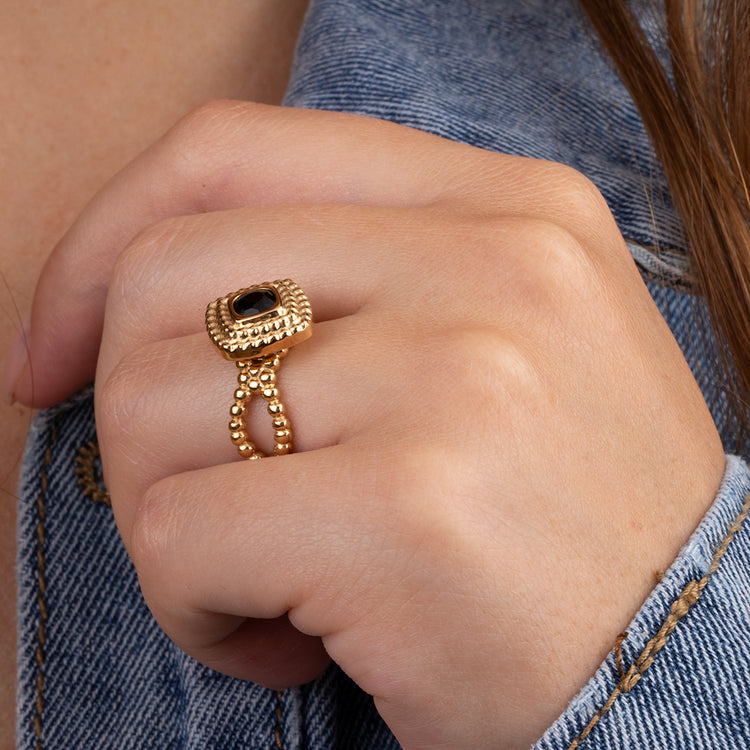 Melano Vivid Venus Ring