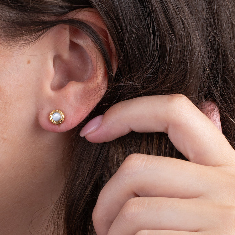 Melano Friends Leona Earrings